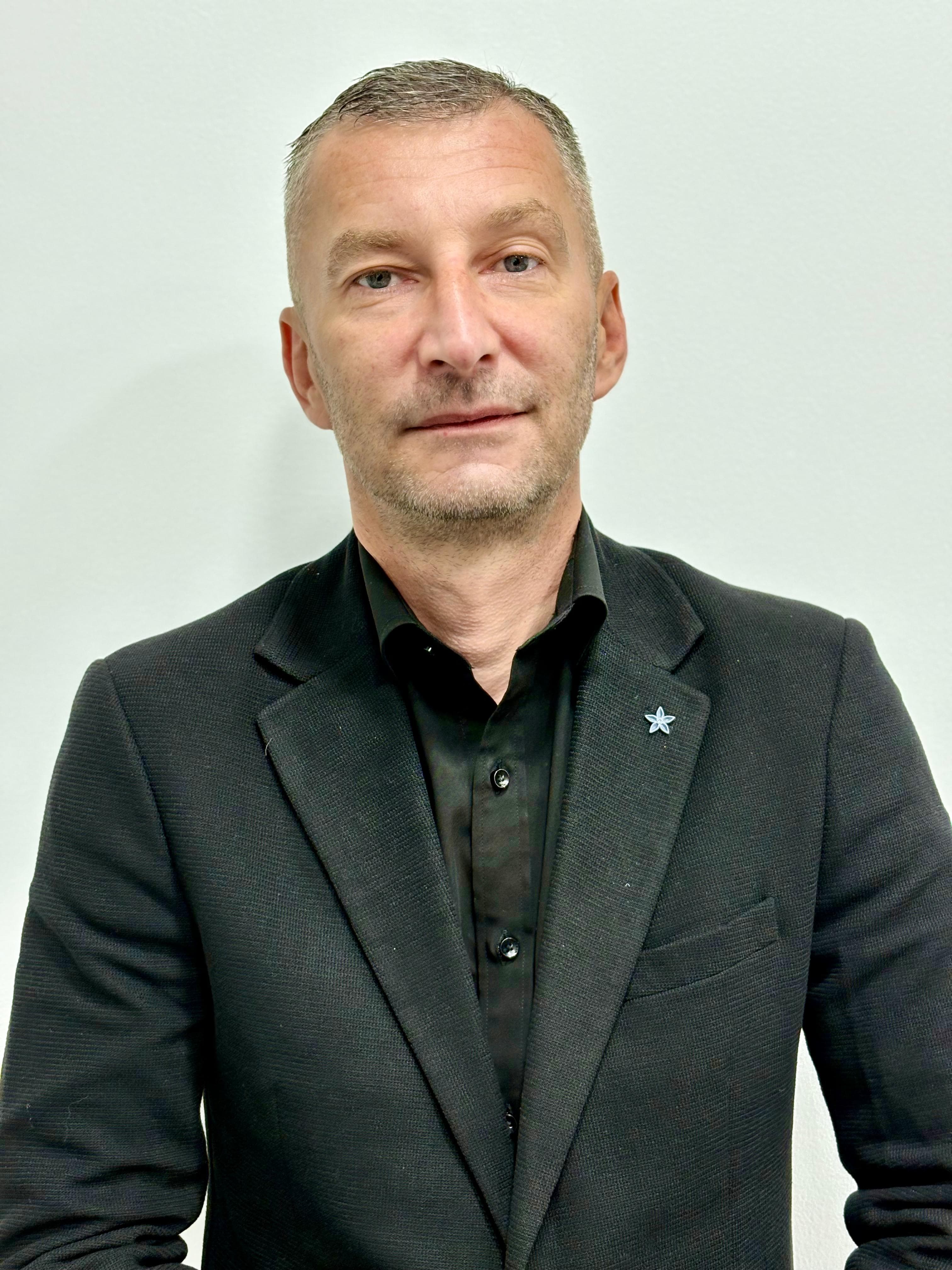 Almir Huko 